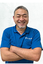 猫背矯正マイスターの後藤顕宏