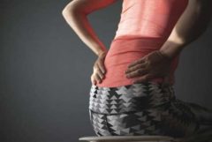筋力低下で腰が支えられない人