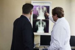 レントゲンを撮る